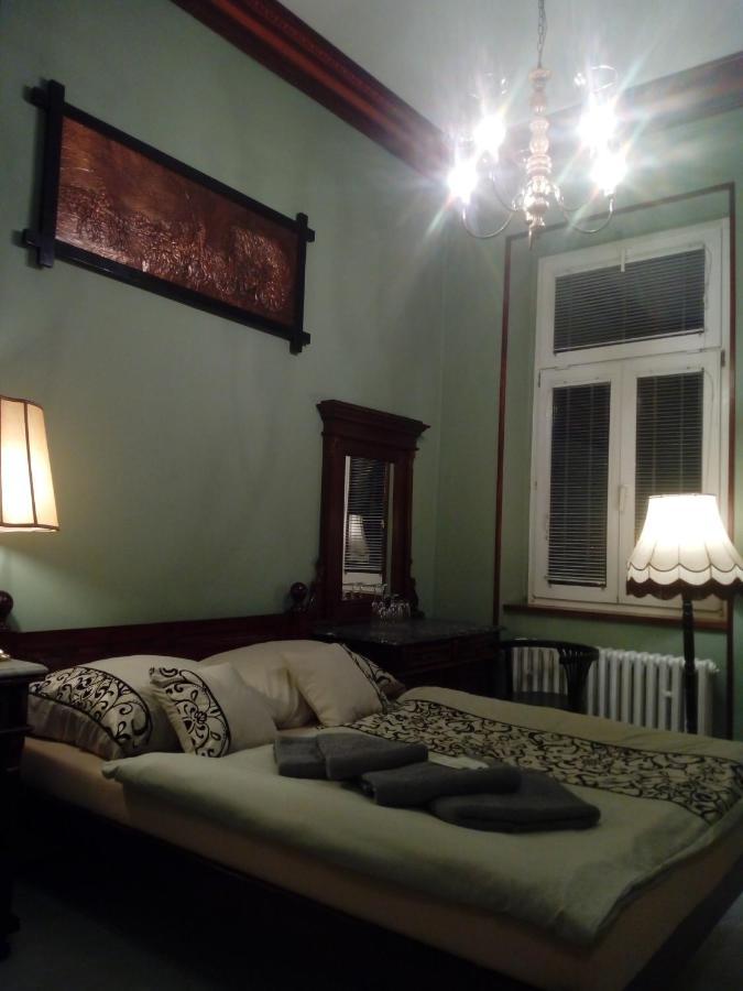 Hotel Cade 3*